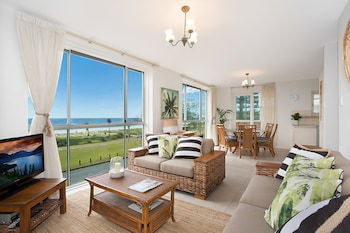 King Tide - Tourism Hervey Bay 0