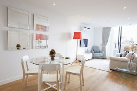 Boutique Stays - Sea Breeze, Port Melbourne - Hervey Bay Accommodation 0