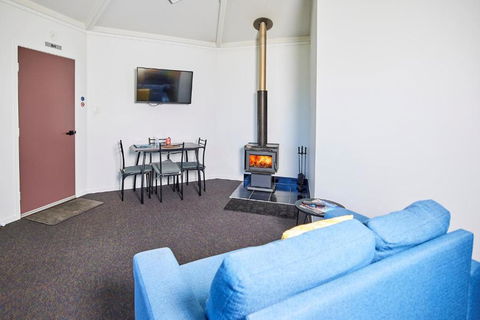 Namar Yurt - Hervey Bay Accommodation 4