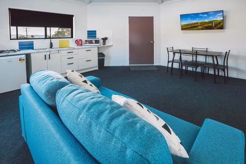 Namar Yurt - Hervey Bay Accommodation 5