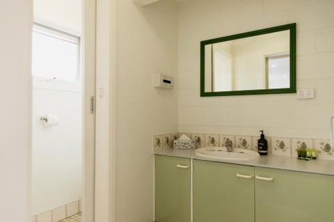 Anchor Wheel Motel - Tourism Hervey Bay 4