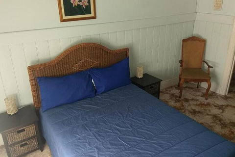 The Crooked Cottage - Hervey Bay Accommodation 5