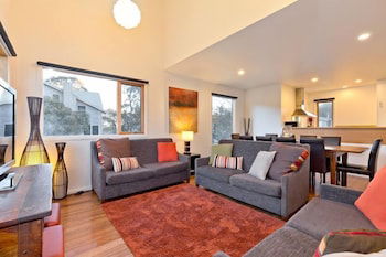 Mitchell - Hervey Bay Accommodation 1