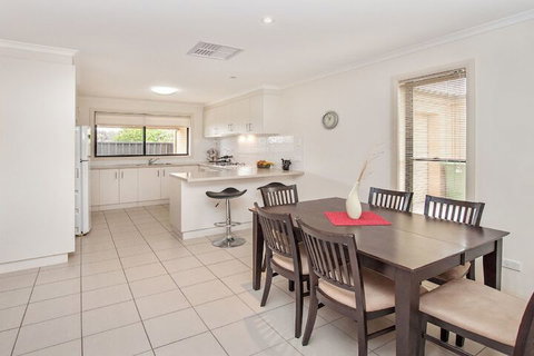 Ulmara 2 - Hervey Bay Accommodation 4