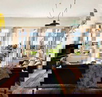 Milk and Honey - Hervey Bay Accommodation