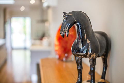Paris On Maroondah - Hervey Bay Accommodation 5