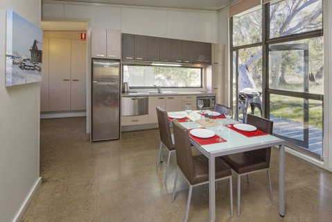 Ecocrackenback 15 'Sustainable Chalet Close To The Slopes.' - Hervey Bay Accommodation 0