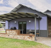 Kickenback Studio - Contemporary accommodation in the heart of Crackenback - Hervey Bay Accommodation