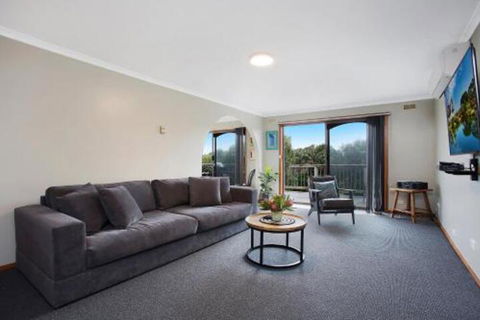 Beacon Point House - Hervey Bay Accommodation 3