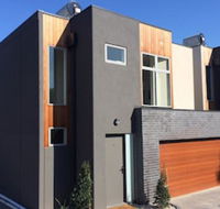 Close To Airport City  Shops - Tourism Hervey Bay