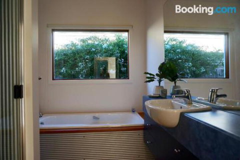 Lumeah - Hervey Bay Accommodation 3