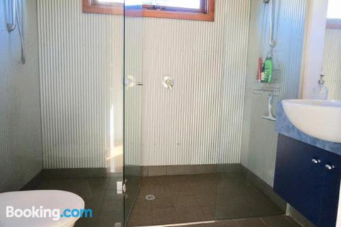 Lumeah - Hervey Bay Accommodation 5