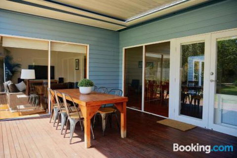 Lumeah - Hervey Bay Accommodation 7
