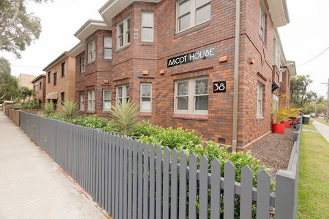 Pelicanstay Walk To Bondi Beach - Hervey Bay Accommodation 6