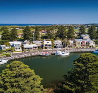 Edge17 Port Fairy Wharf - Hervey Bay Accommodation