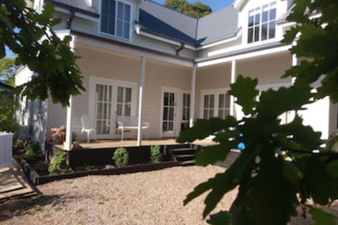 Malley House - Tourism Hervey Bay 0