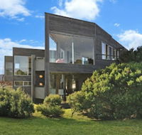 Whispers - Hervey Bay Accommodation