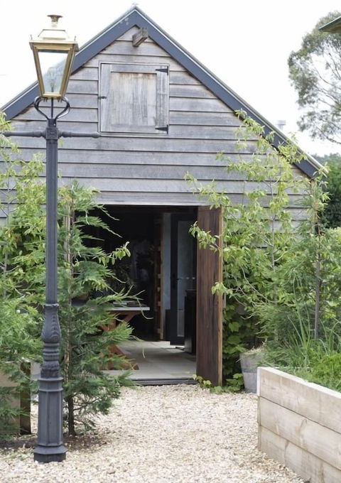 Elm Cottage Barn - Hervey Bay Accommodation 1