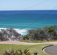 Rennies Beach House - Hervey Bay Accommodation
