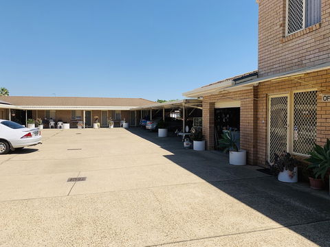 Angel's Rest Motel - Tourism Hervey Bay 0