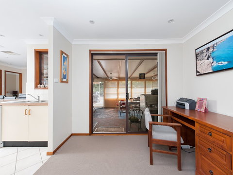 Wildflowers At Fingal Bay - Hervey Bay Accommodation 2