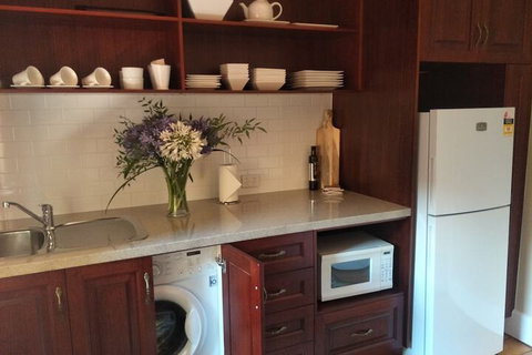Fernweh Guesthouse - Hervey Bay Accommodation 6