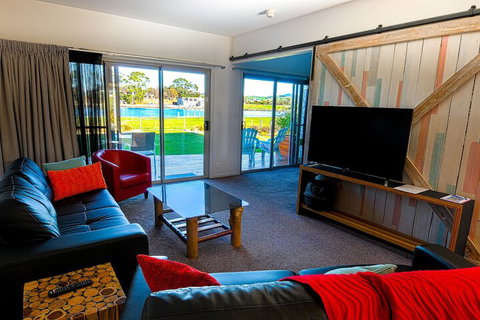 Ulverstone River Edge Apartments - Hervey Bay Accommodation 5
