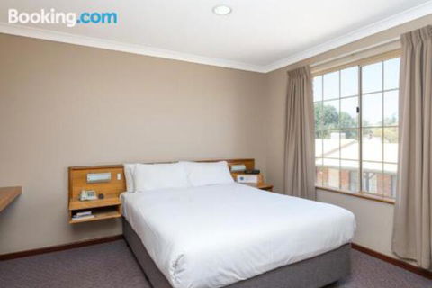 MIDAS MOTEL KALGOORLIE - Tourism Hervey Bay 6