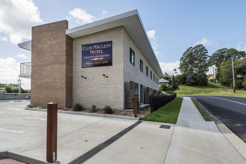 Club Maclean Motel - Hervey Bay Accommodation 1