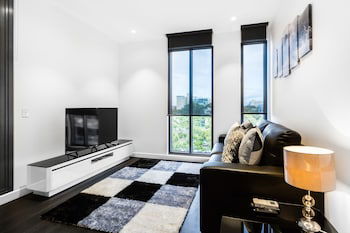 ESTHER, 2BDR South Yarra Apartment - Tourism Hervey Bay 0