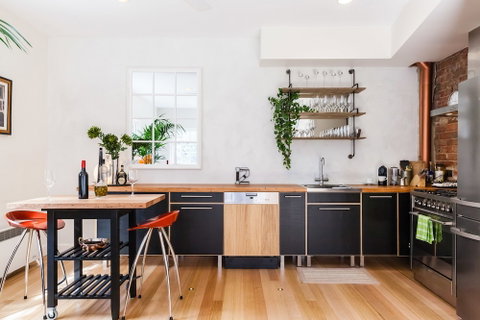 VERA, 1BDR South Melbourne Apartment - Hervey Bay Accommodation 6