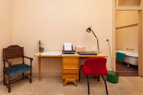 MADELINE, 1BDR Fitzroy Apartment - Tourism Hervey Bay 1