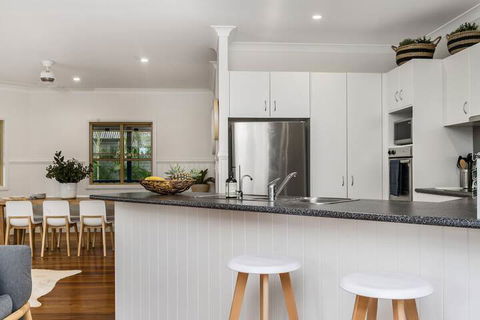 Barefoot Lane - Hervey Bay Accommodation 5