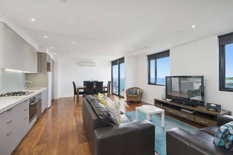 Pier Point 105 - Hervey Bay Accommodation 5