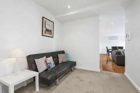 Pier Point 105 - Hervey Bay Accommodation 1