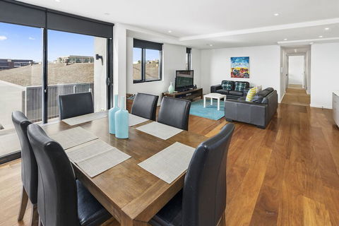 Pier Point 105 - Hervey Bay Accommodation 6
