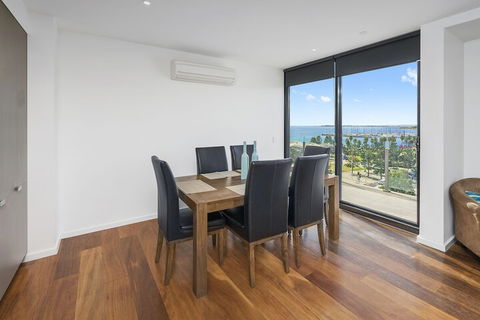 Pier Point 105 - Hervey Bay Accommodation 4