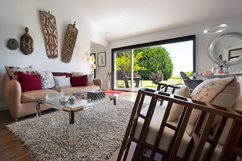 Reverie 101 - Hervey Bay Accommodation 0