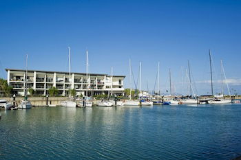 Blue On Blue Superior Studio Room 1321 - Hervey Bay Accommodation 0