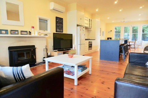 Dinghys Rest - Hervey Bay Accommodation 6