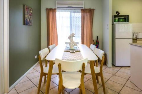 Cable Cottage Holiday Home - Hervey Bay Accommodation 5