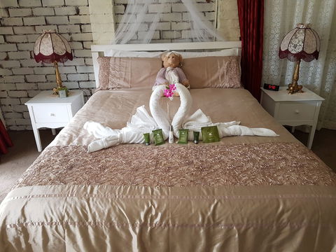 Amore Casa Tenterfield - Tourism Hervey Bay 4