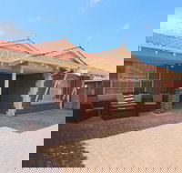 Mindarie Villa - Hervey Bay Accommodation