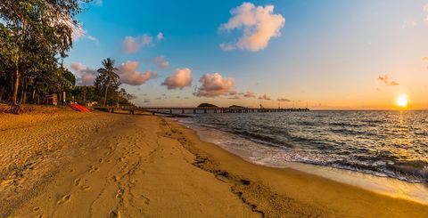 Palm Cove Penthouse Accommodation - Hervey Bay Accommodation 3
