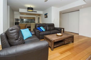 Maggies Beachfront Apt. 4 - Hervey Bay Accommodation 0