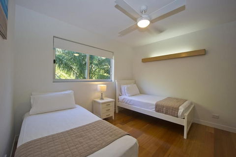 Maggies Beachfront Apt. 7 - Hervey Bay Accommodation 5