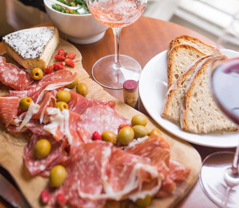 Heavenly Retreat - Hervey Bay Accommodation 2