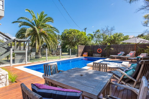 Front Beach House - Hervey Bay Accommodation 0
