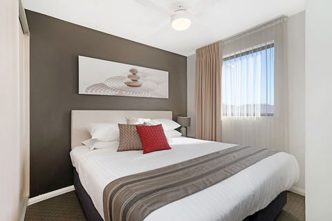 Beau Monde Apartments Newcastle - Boulevard Apartments - Hervey Bay Accommodation 0