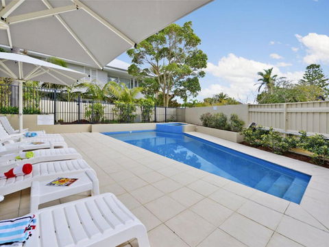 Poolside At Iluka Resort Apartments - Tourism Hervey Bay 3